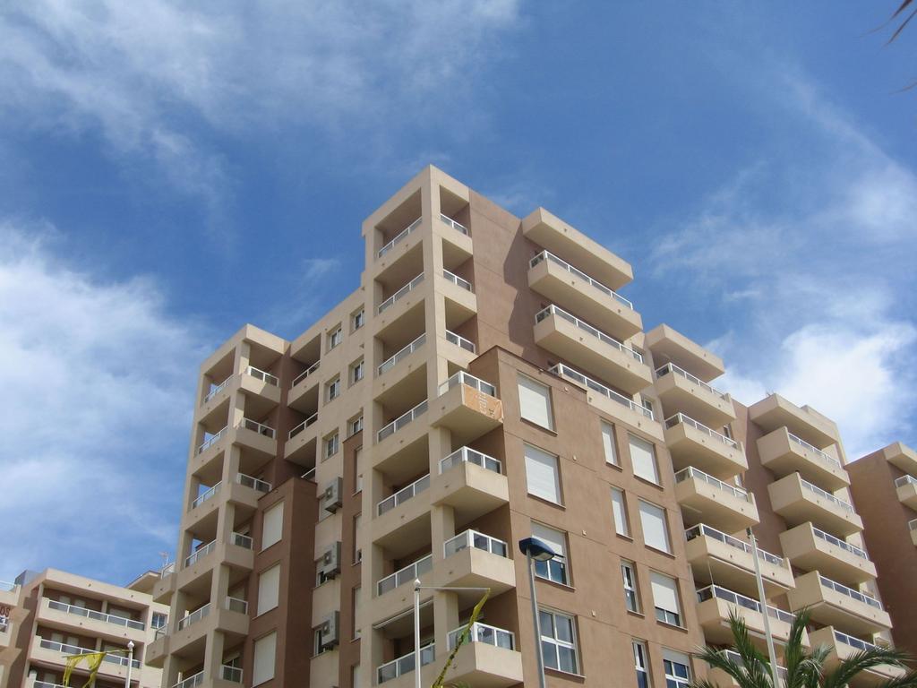 Apartamentos Punta Cormoran ลามังกา เดล มาร์เมนอร์ ภายนอก รูปภาพ